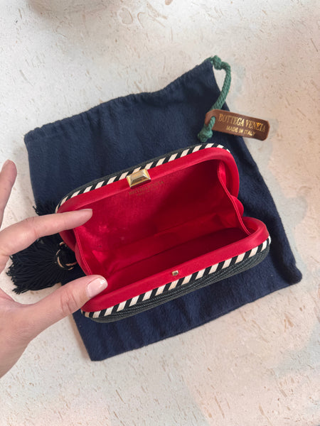 Vintage Bottega Veneta Raffia Clutch