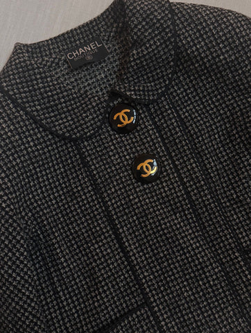 Chanel 1992 Tweed Extra Large Button Jacket