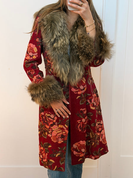 Vintage Floral Embroidered Fur Trim Coat