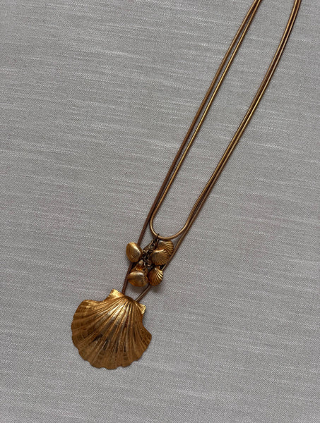 Vintage 1980s Gold Long Seashell Necklace
