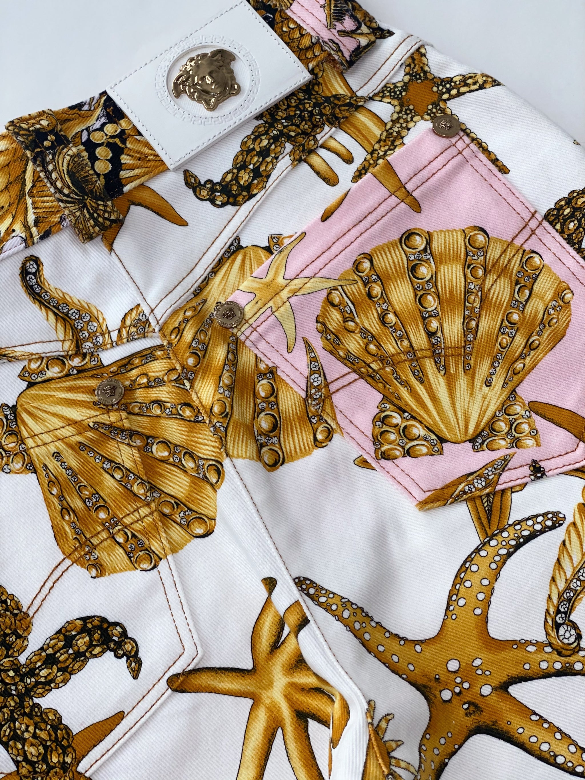 未使用に近い　VERSACE TRESOR DA LA MER キャップ　レア A Rosenthal Versace 'La Trésors de La Mer' part Service, Modern